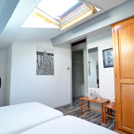 Holiday home Location - Maison 4/5 Pers. Avec Piscine, Proche Plages & Commerces. - Fr-1-705-6 *
